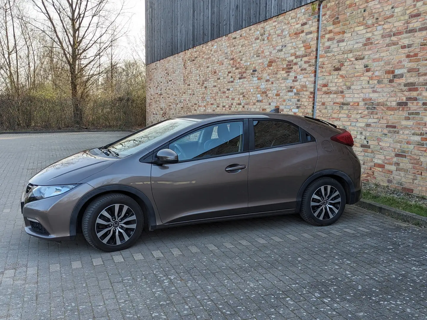 Honda Civic 1.6 i-DTEC Comfort siva - 1