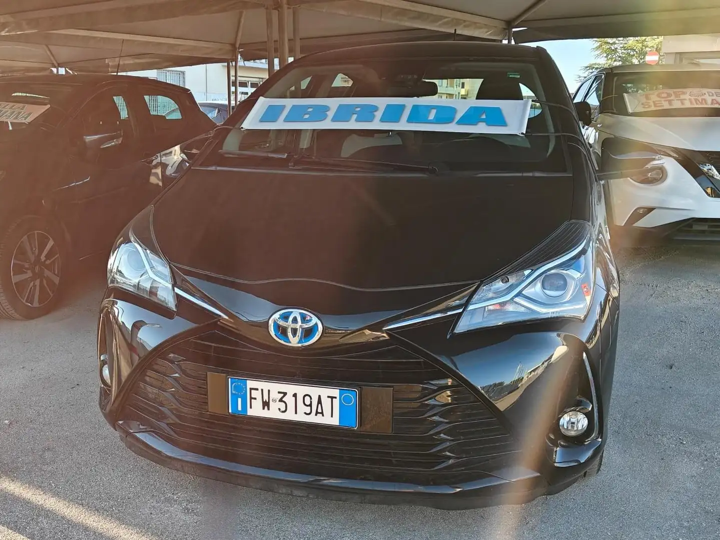 Toyota Yaris Yaris III 2017 5p 1.5h Active my18 Nero - 2