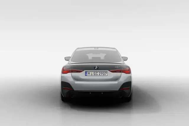 BMW 4 Series view 6