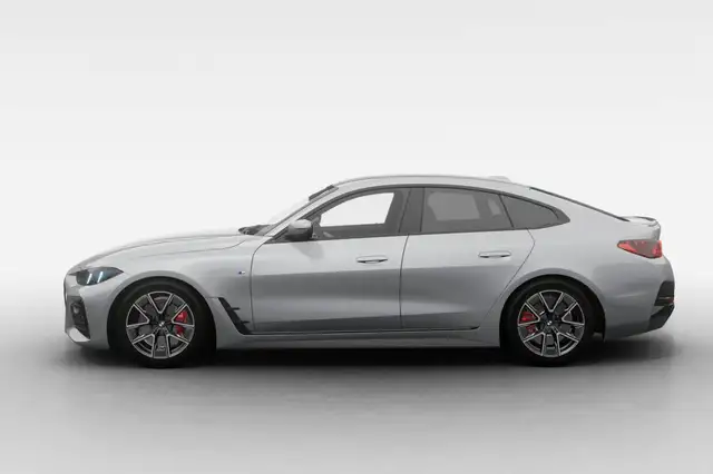 BMW 4 Series view 5