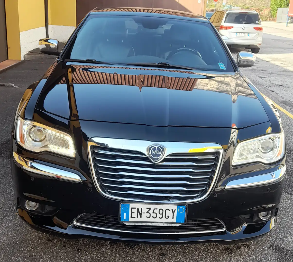 Lancia Thema Thema 2012 3.0 V6 mjt II Platinum 239cv auto Schwarz - 2