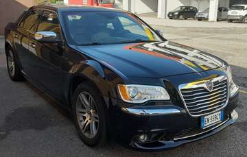 Thema 2012 3.0 V6 mjt II Platinum 239cv auto