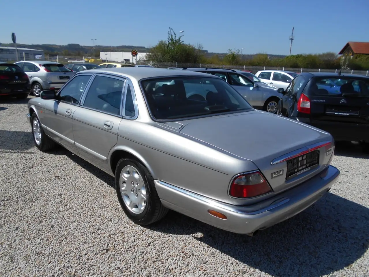 Jaguar XJ 4.0 Sovereign,Klimaaut.,Temp.,Tüv Neu!, foto 3