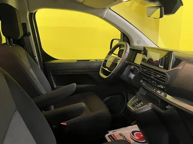 Peugeot Expert view 5