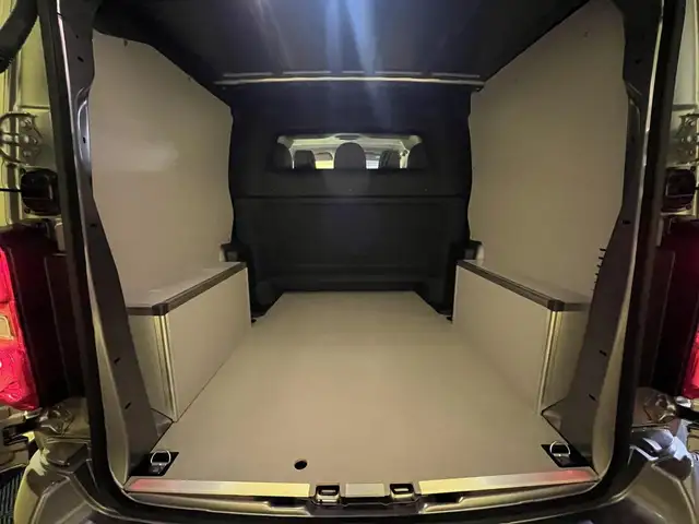 Peugeot Expert view 14
