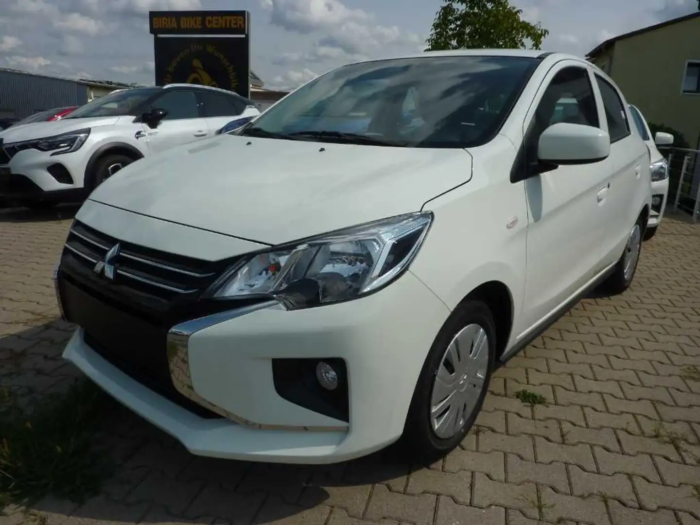 Mitsubishi Space Star 1.2 Select Klima,Bluetooth,DAB sofort Blanc - 2