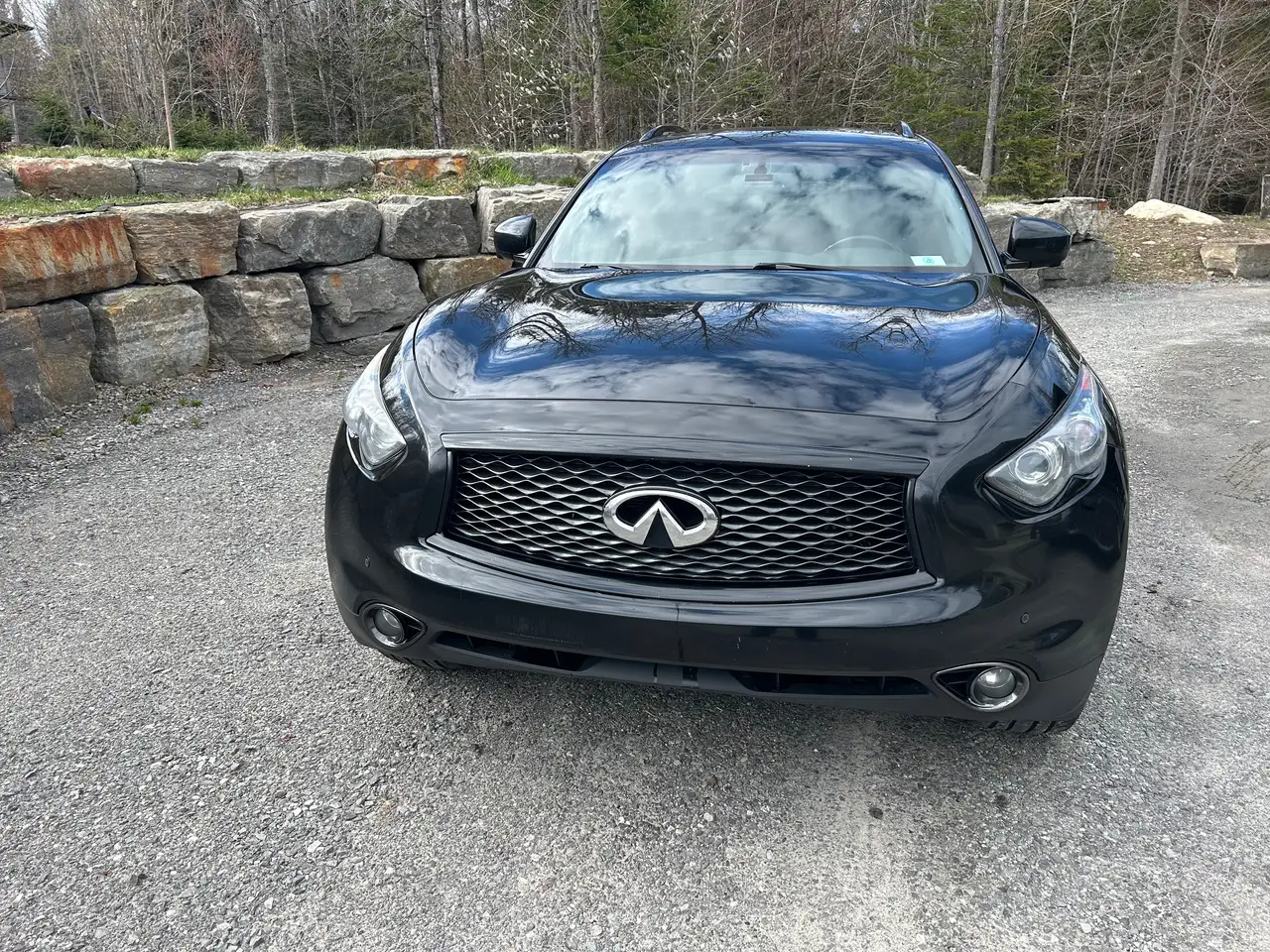 Infiniti QX70 снимка Infiniti QX70