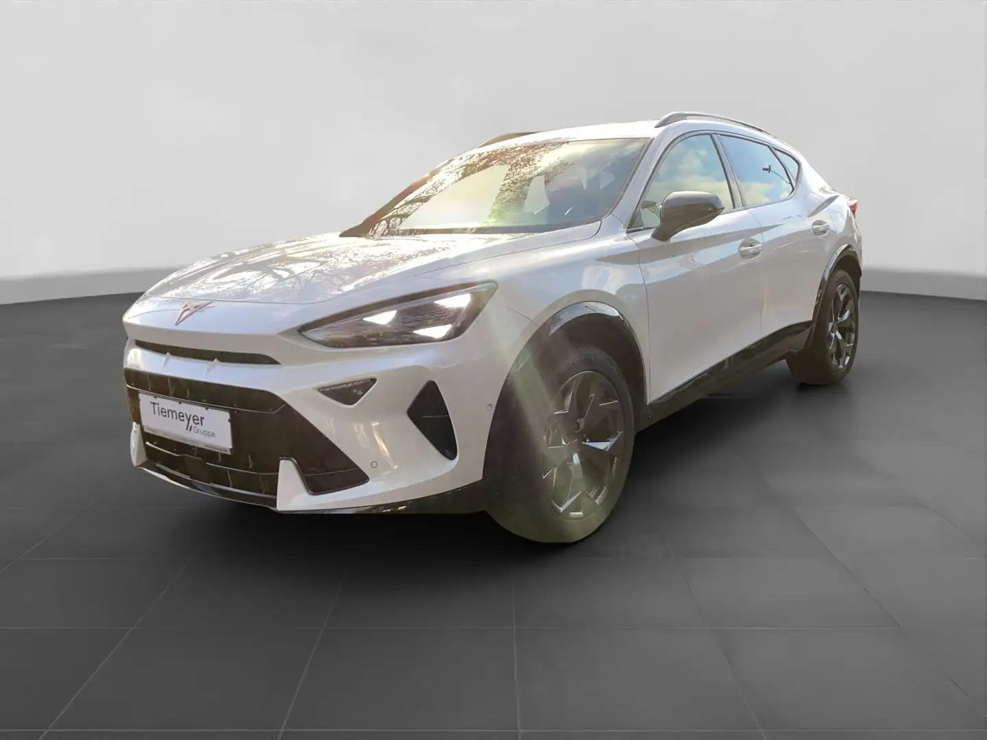 CUPRA Formentor 1.5 eTSI DSG PARKLENK SUPERSPORT LM18 Weiß - 2