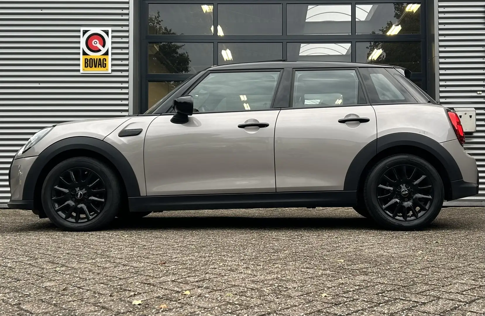 MINI Cooper Mini 1.5 Essential l Panorama l Sfeer l Stoelverwa Gris - 2