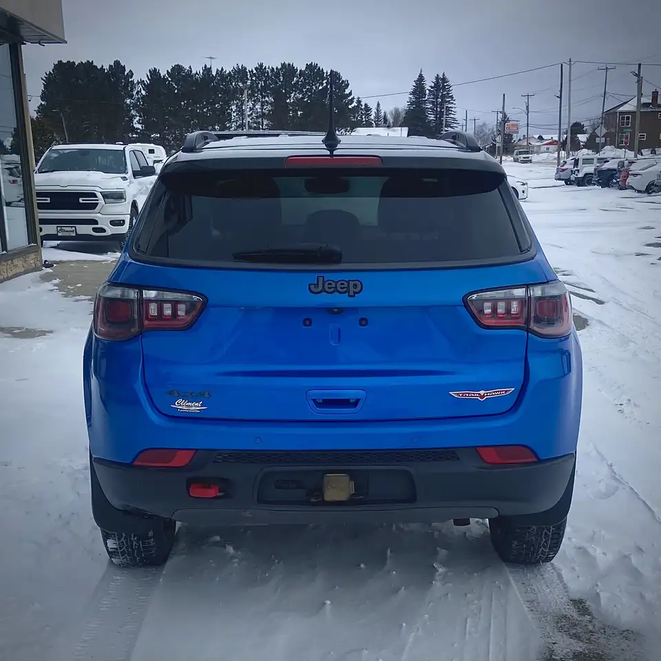 Jeep Compass снимка Jeep Compass
