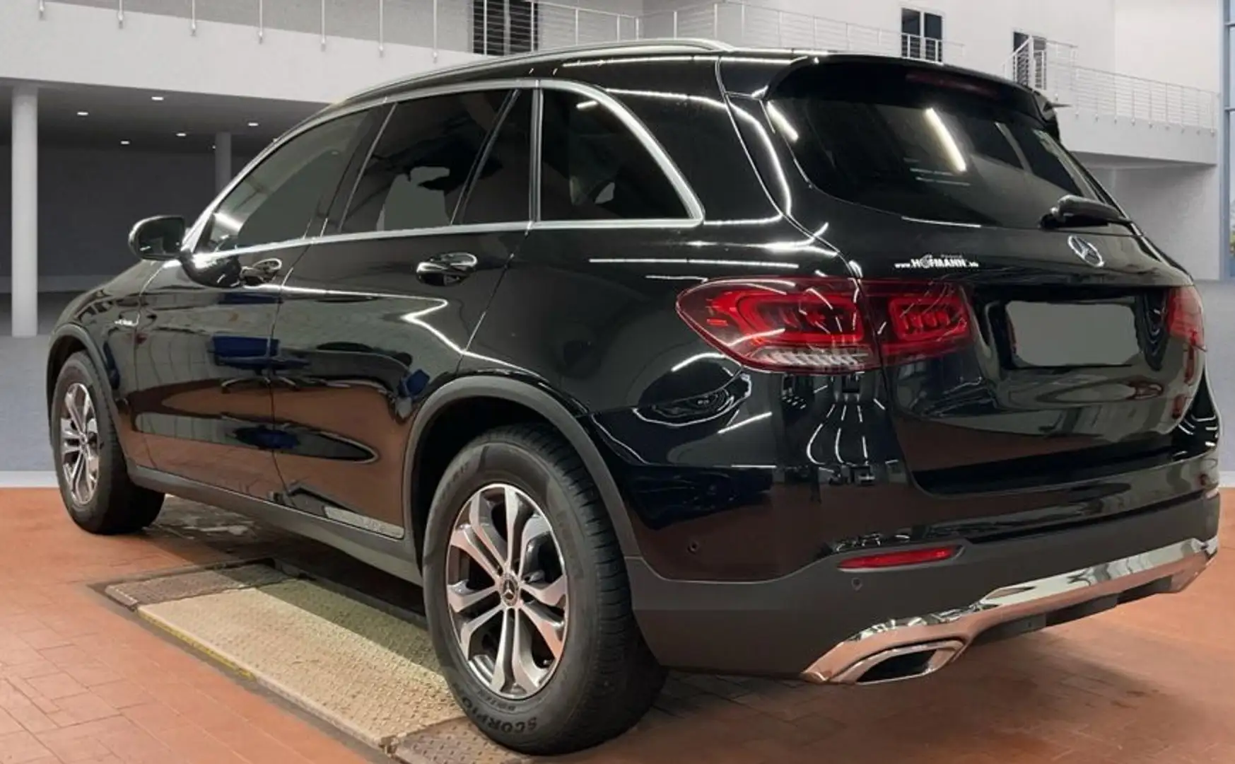 Mercedes-Benz GLC 220 d 4Matic 1.Hand Digital Multibeam Kamera Noir - 2