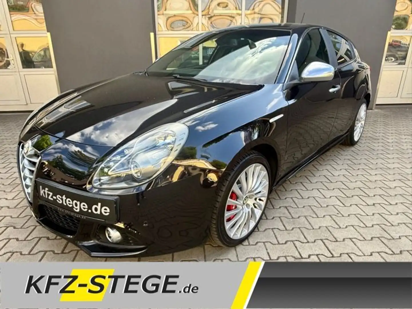 Alfa Romeo Giulietta Turismo/2.Hand/Navi/Bose/18ZollTrofeo Schwarz - 1