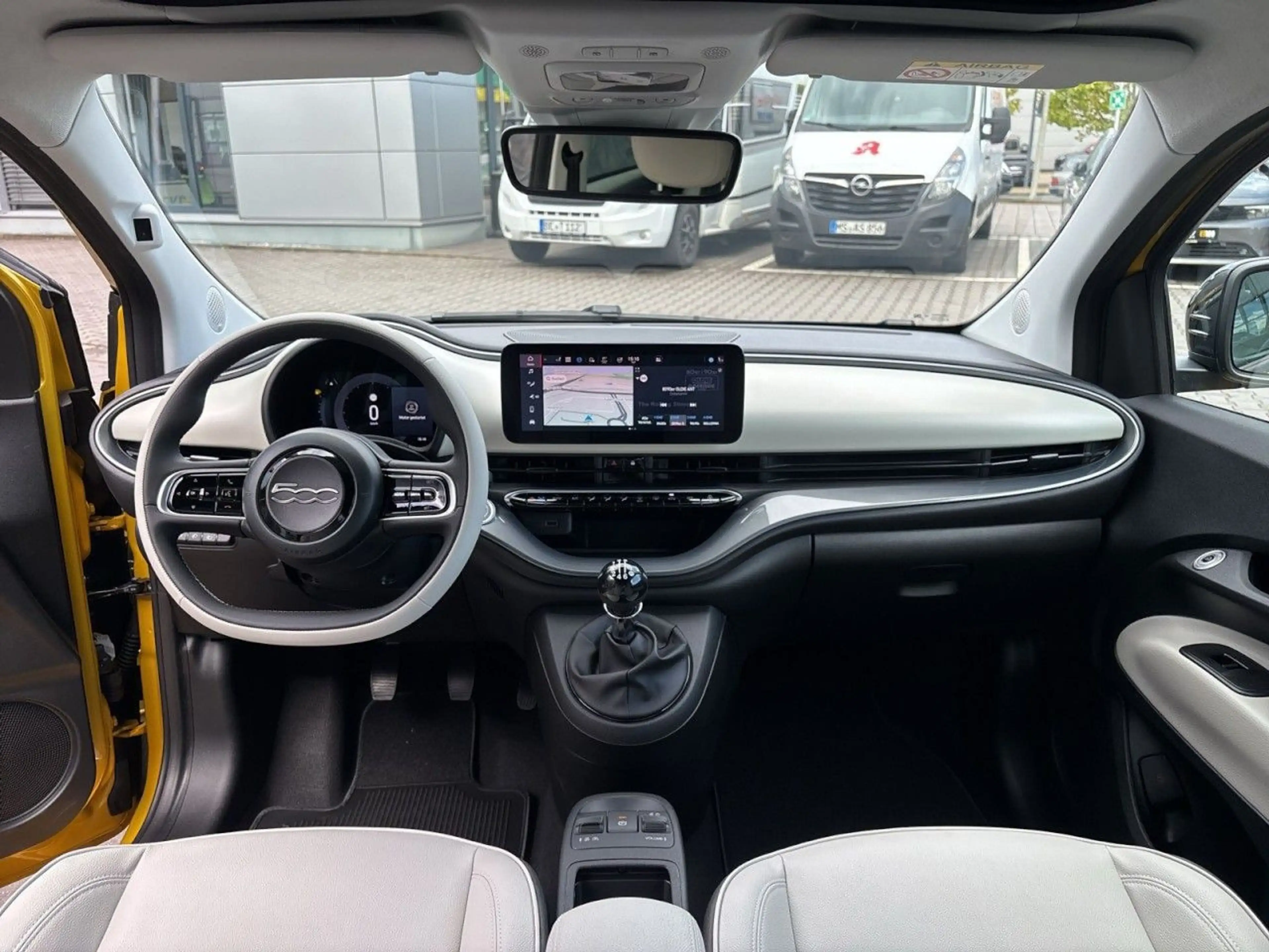 Fiat 500C Hybrid La Prima — photo 13