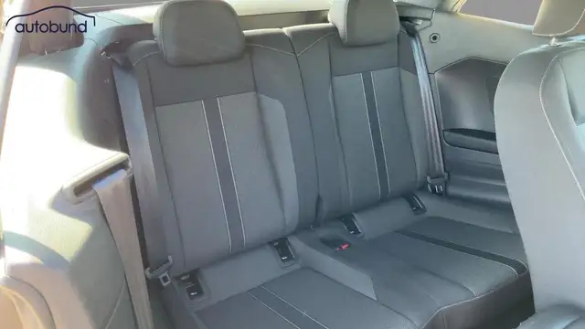 Volkswagen T-Roc view 7