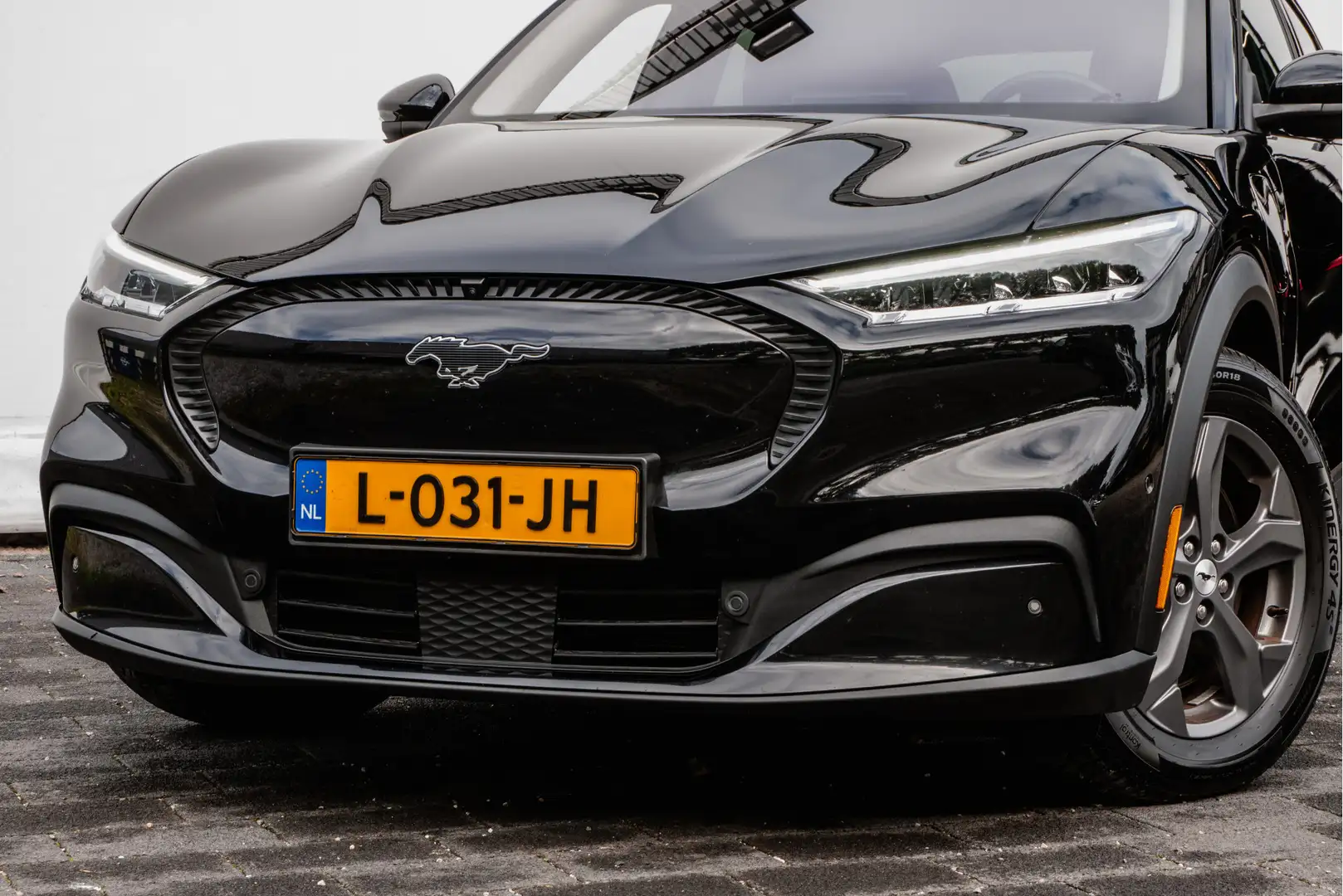Ford Mustang Mach-E RWD 75 kWh Panoramadak/ B&O/ Leer/ 360 Camera/ Sto Noir - 2