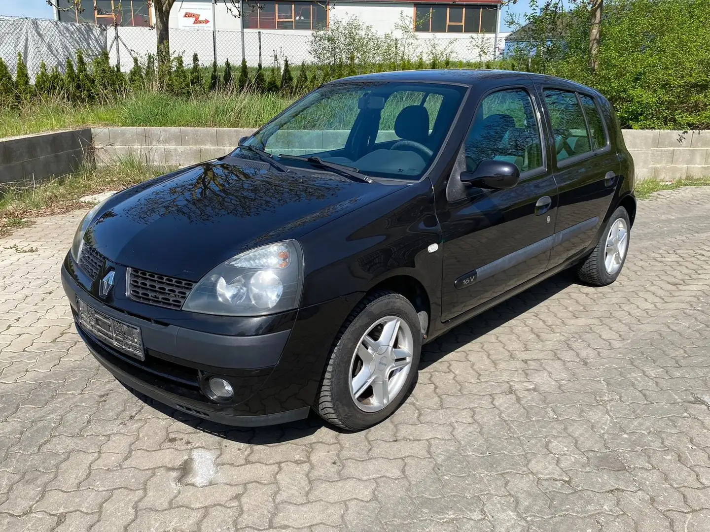 Renault Clio Chiemsee / Klima / TÜV 01/2025 Чорний - 2