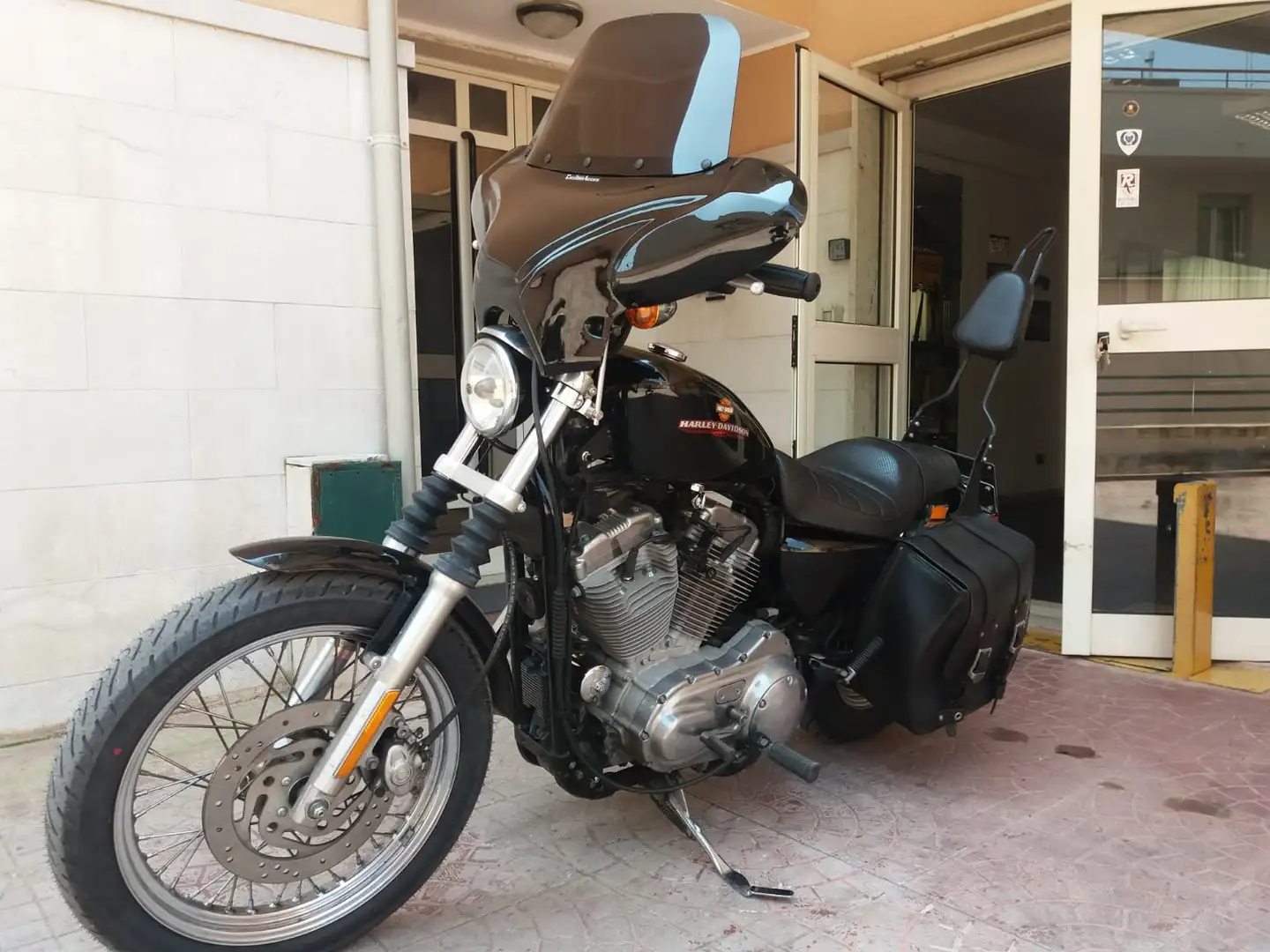 Harley-Davidson Sportster XL 883 low Чорний - 1