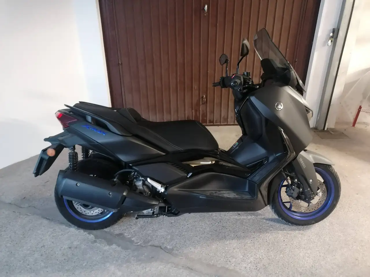 Yamaha X-Max 300
