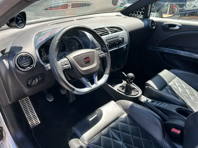 Seat Leon view 7