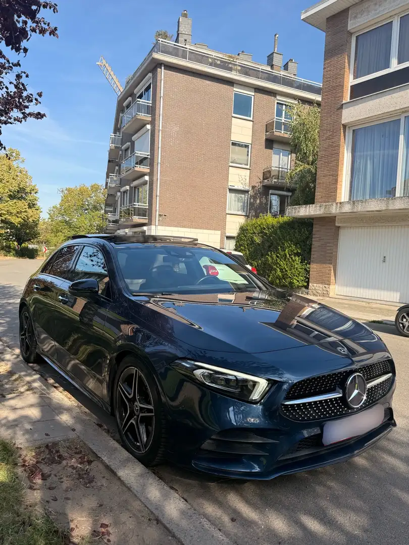 Mercedes-Benz A 180 AMG Pack Full Options