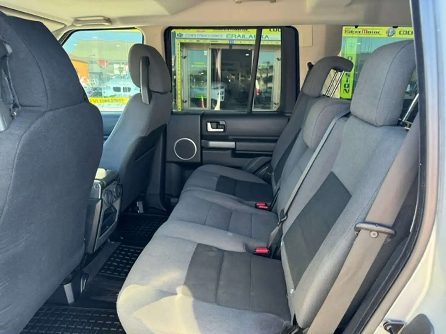 Land Rover Discovery 2.7TDV6 S Gris - 2