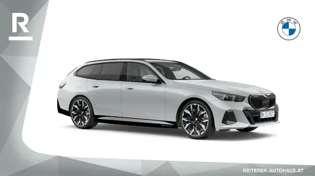 BMW 5 Series view 8