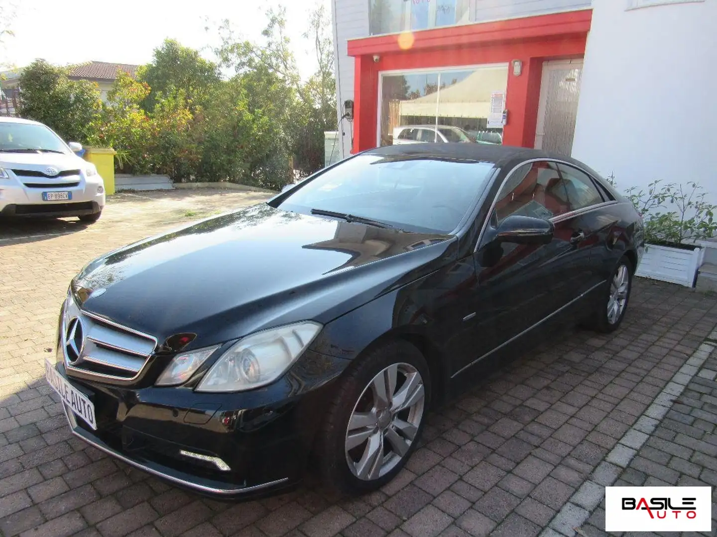 Mercedes-Benz E 250 250 CDI Coupé BlueEFFICIENCY Avantg. Nero - 2