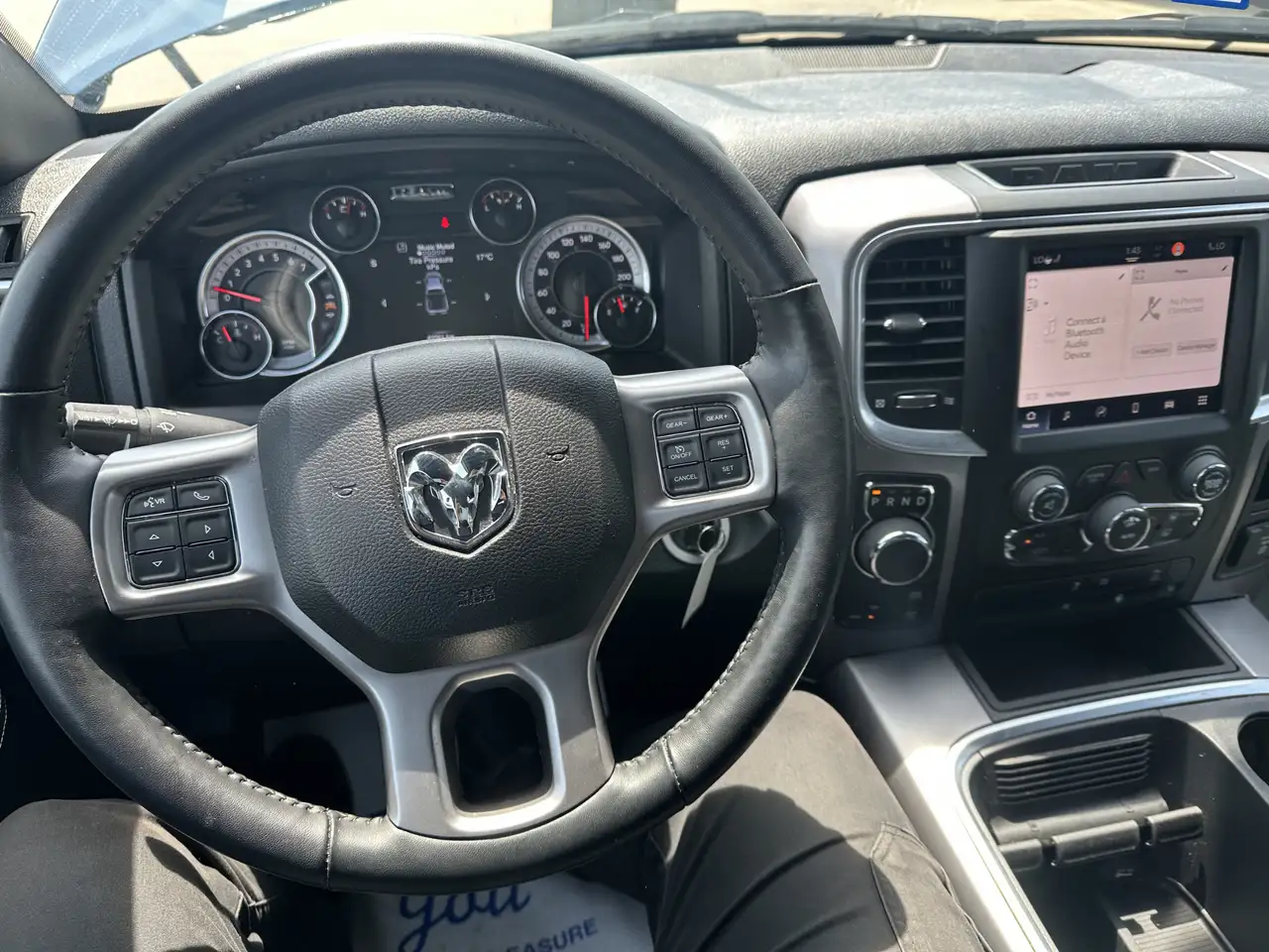 RAM 1500 снимка RAM 1500