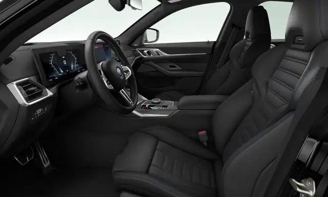 BMW i4 view 3