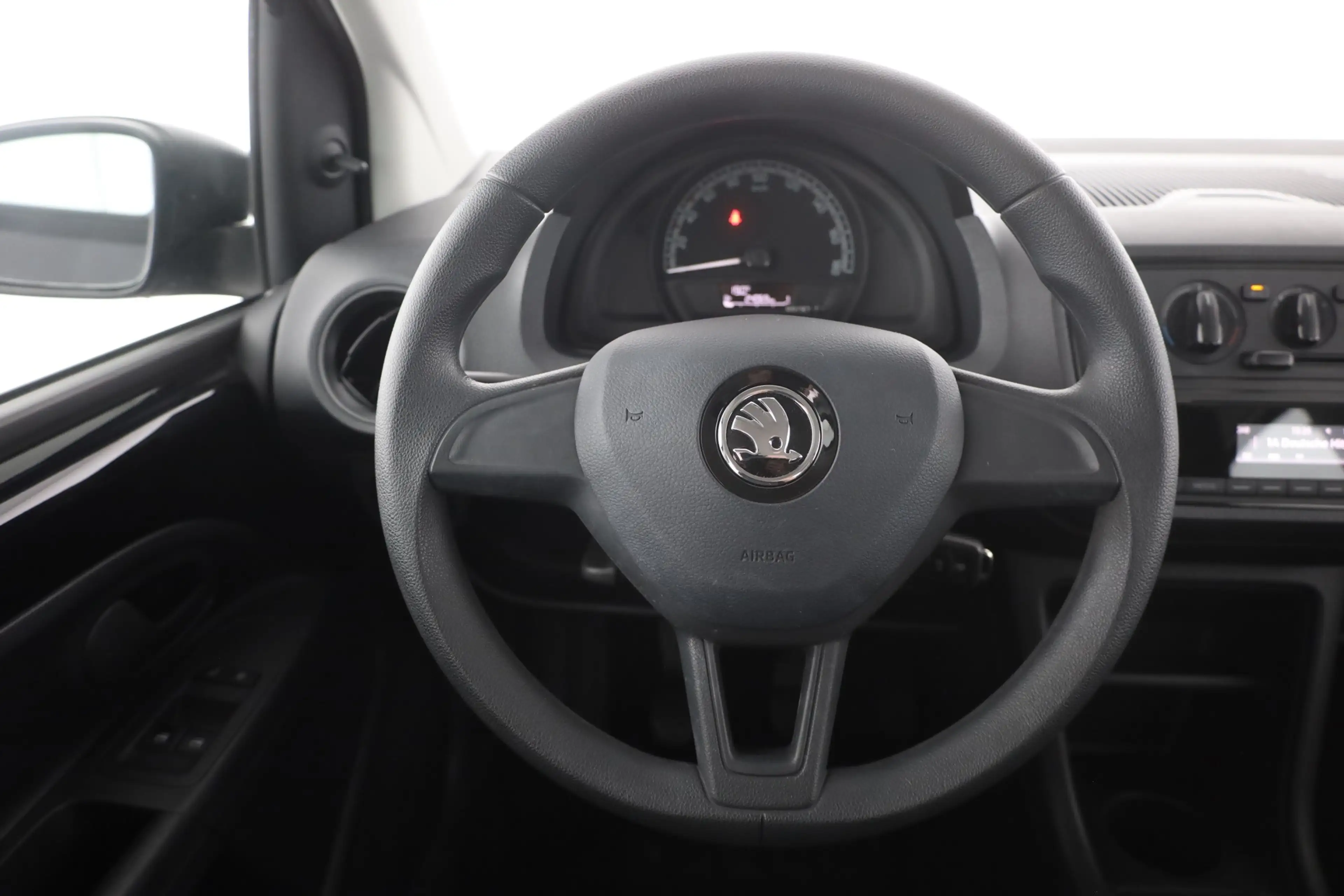 Skoda Citigo 1.0 MPI Active DAB Klima USB — photo 13