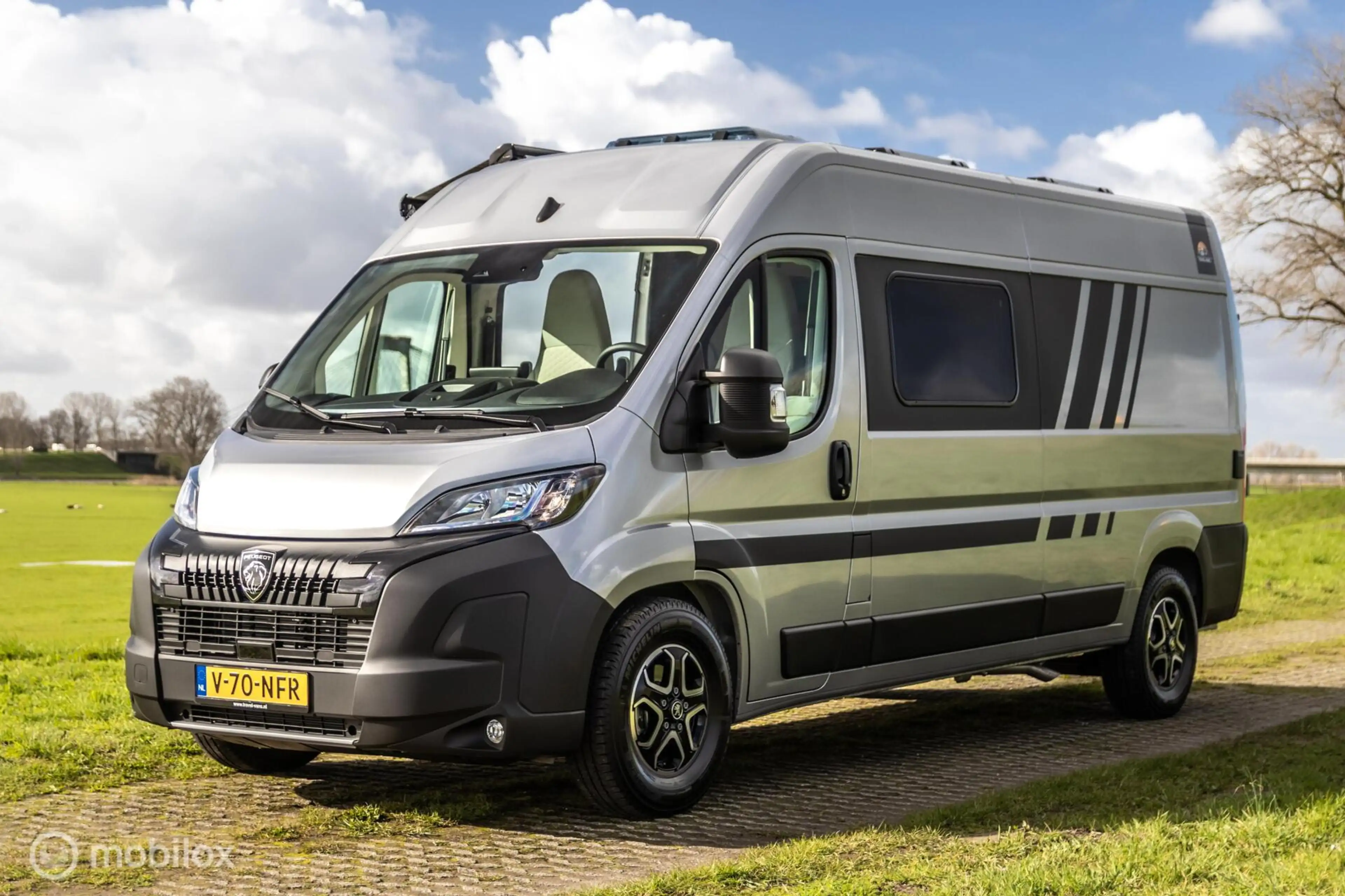 Peugeot Boxer Buscamper Travel-Vans — photo 7