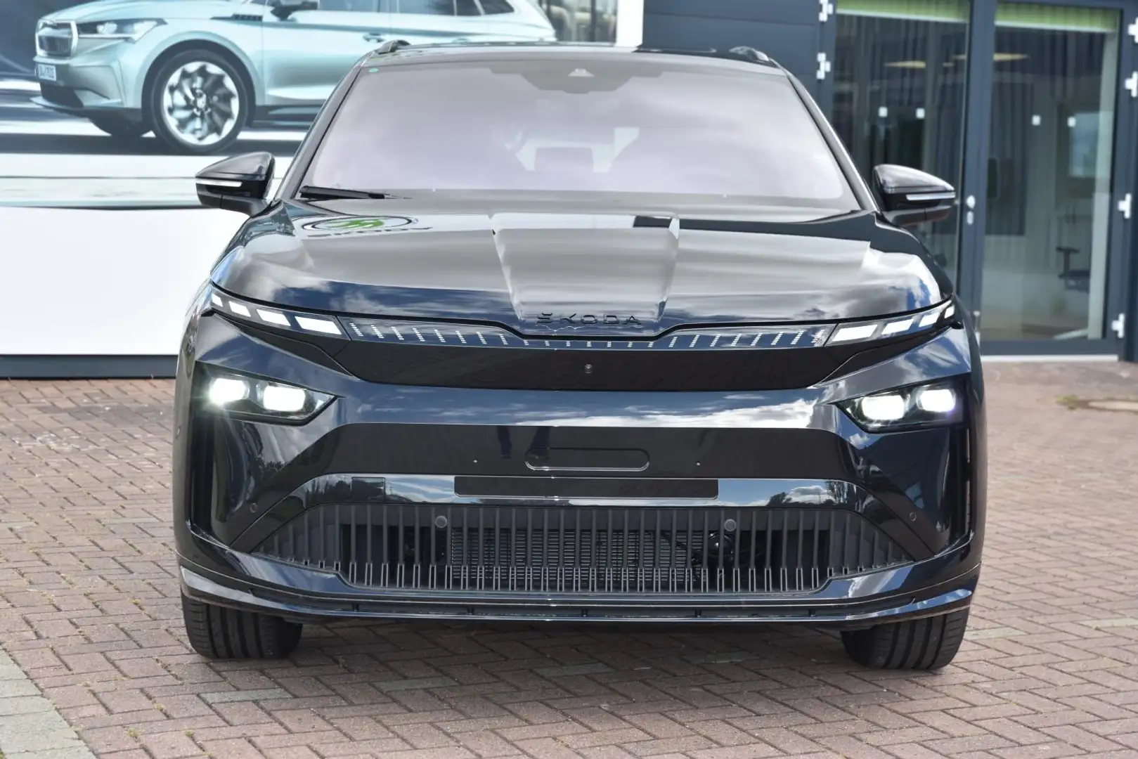 Skoda Enyaq 85 Sportline*Matrix*Navi*AHK*Pano*Maxx*uvm Negru - 2