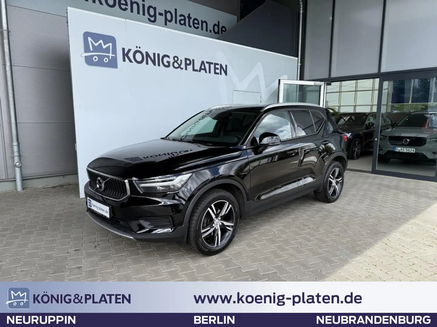 Volvo XC40 T3 2WD Momentum Pro (EURO 6d-TEMP) Klima Navi Noir - 1