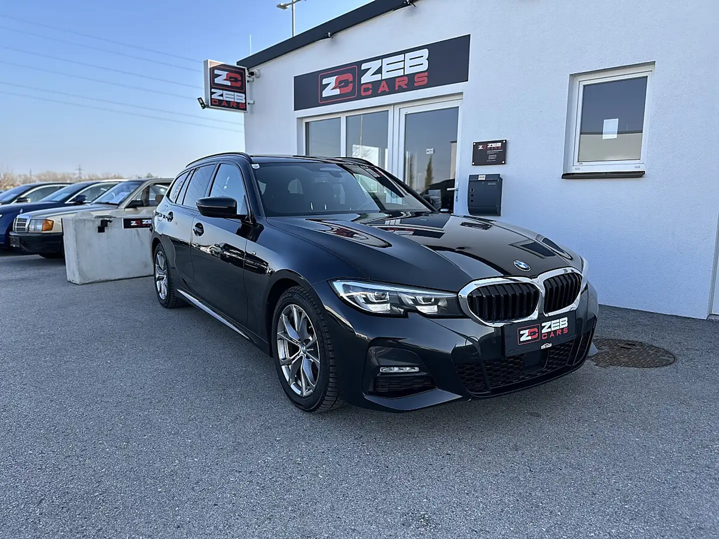 BMW 320 d xDrive Touring 48 V Mild-Hybrid-Technologie A... Schwarz - 1