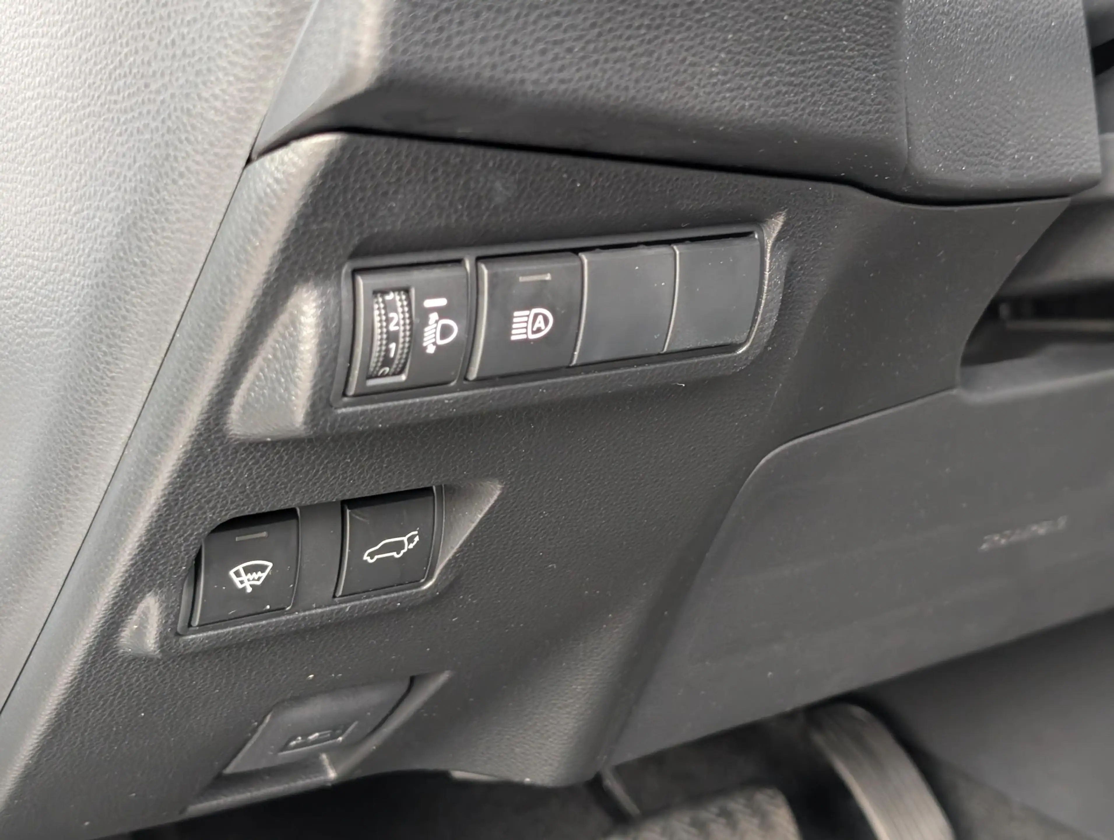 Toyota Corolla Cross 2.0 HYBRID 200 DYNAMIC 4-SEIZOENSBANDEN STOEL- & S — photo 6
