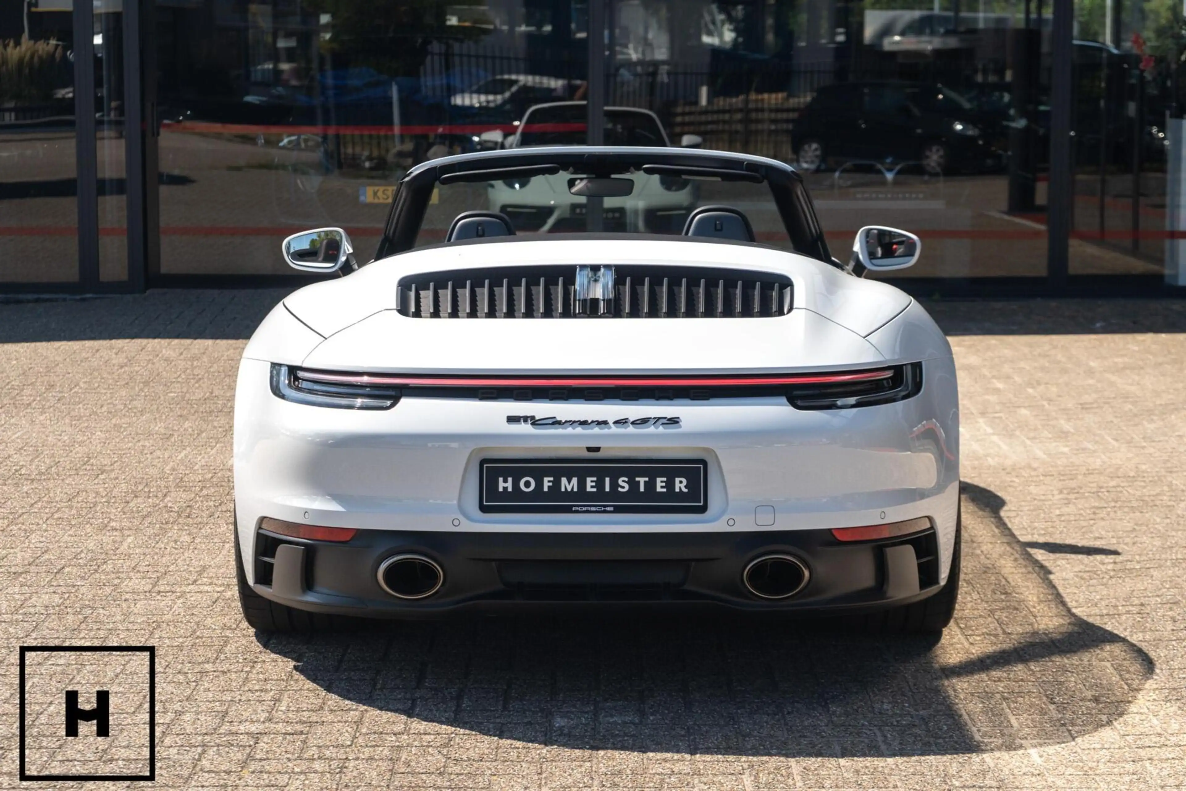 Porsche 992 Cabrio 3.0 Carrera 4 GTS — photo 41