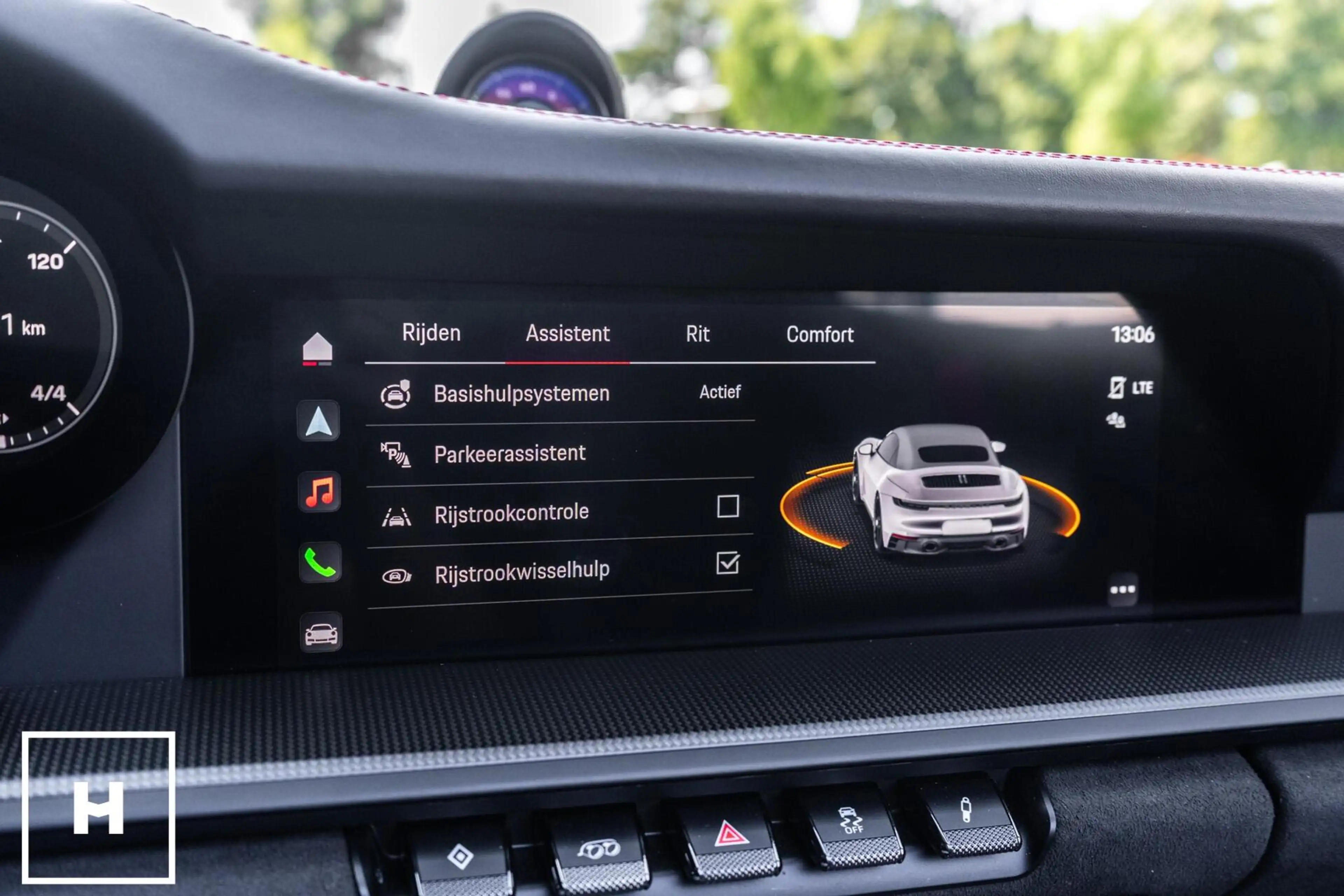 Porsche 992 Cabrio 3.0 Carrera 4 GTS — photo 45