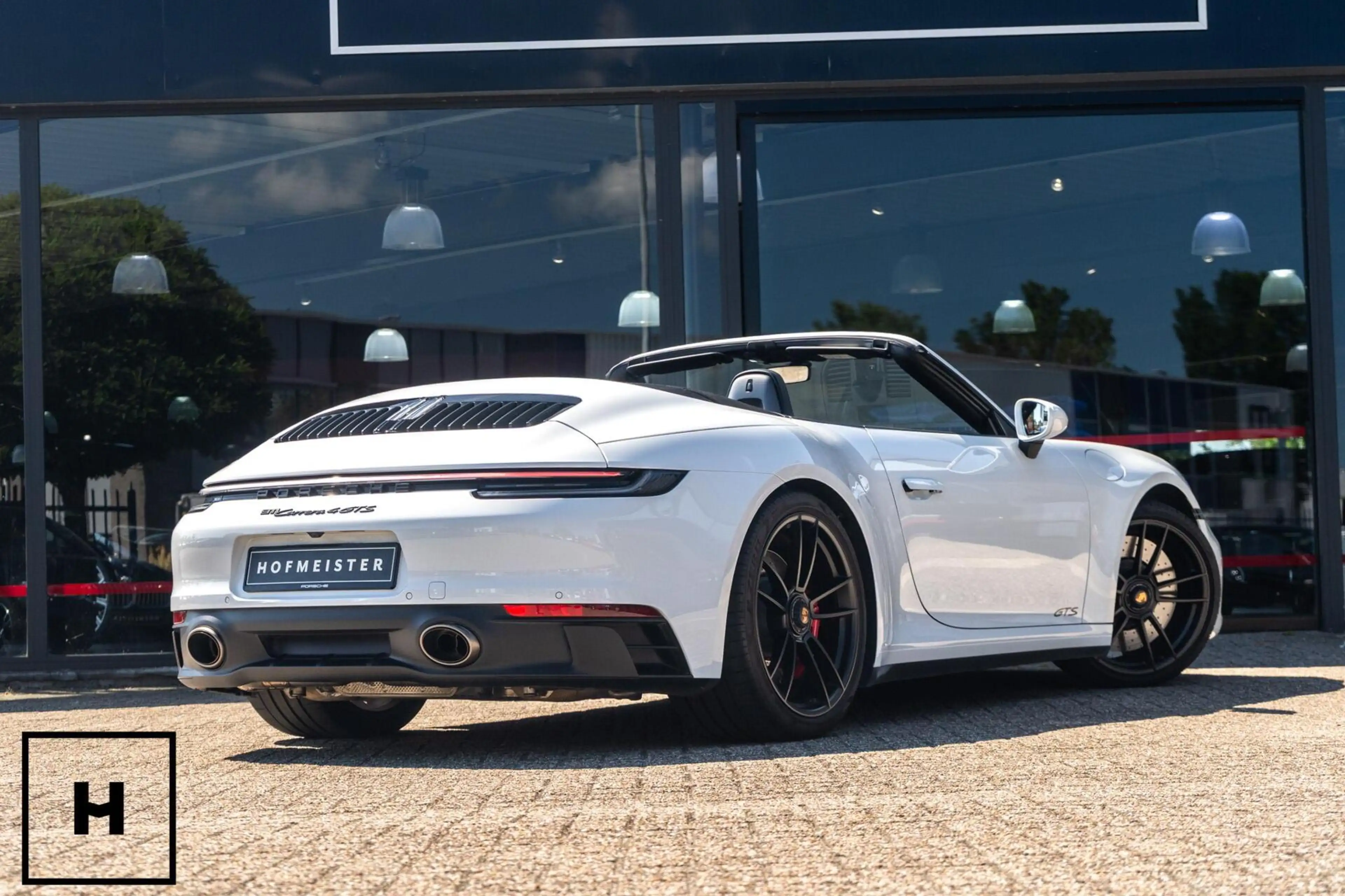 Porsche 992 Cabrio 3.0 Carrera 4 GTS — photo 15