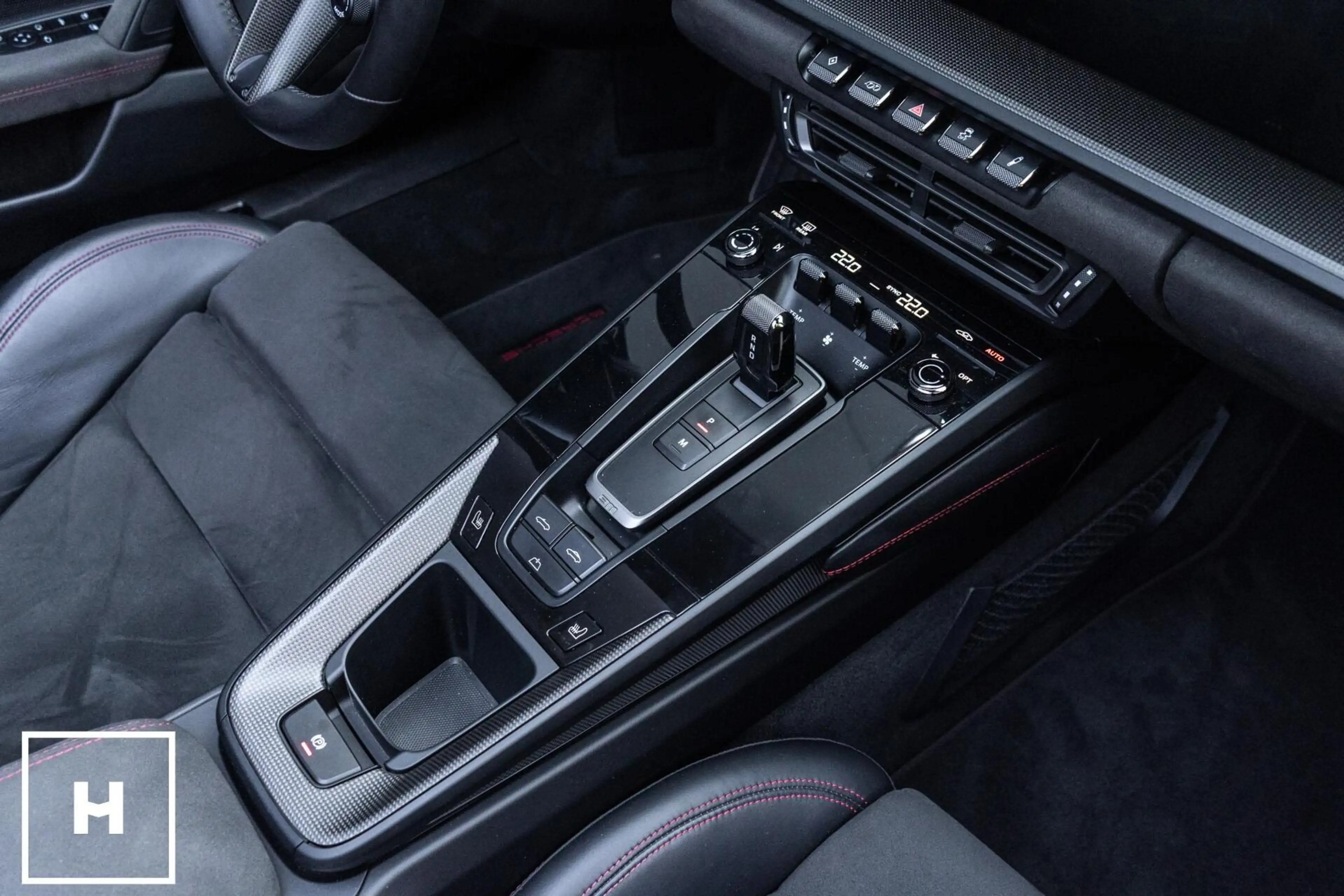 Porsche 992 Cabrio 3.0 Carrera 4 GTS — photo 20