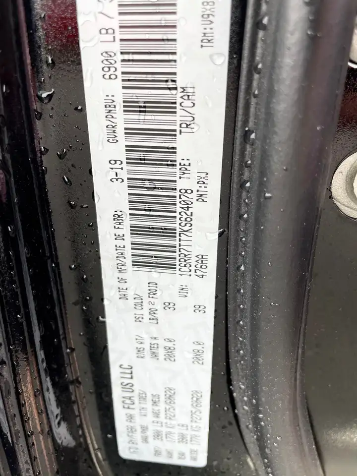 RAM 1500 снимка RAM 1500