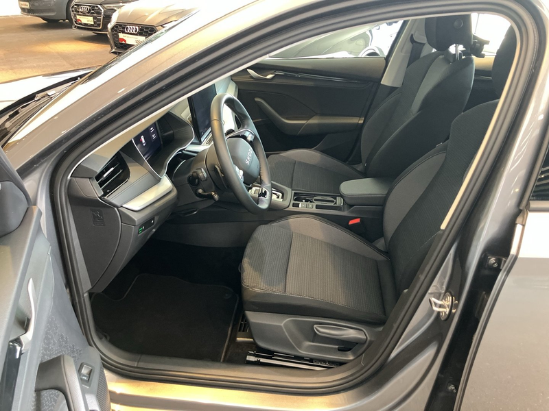 Skoda Octavia Selection TSI mHEV DSG — photo 15