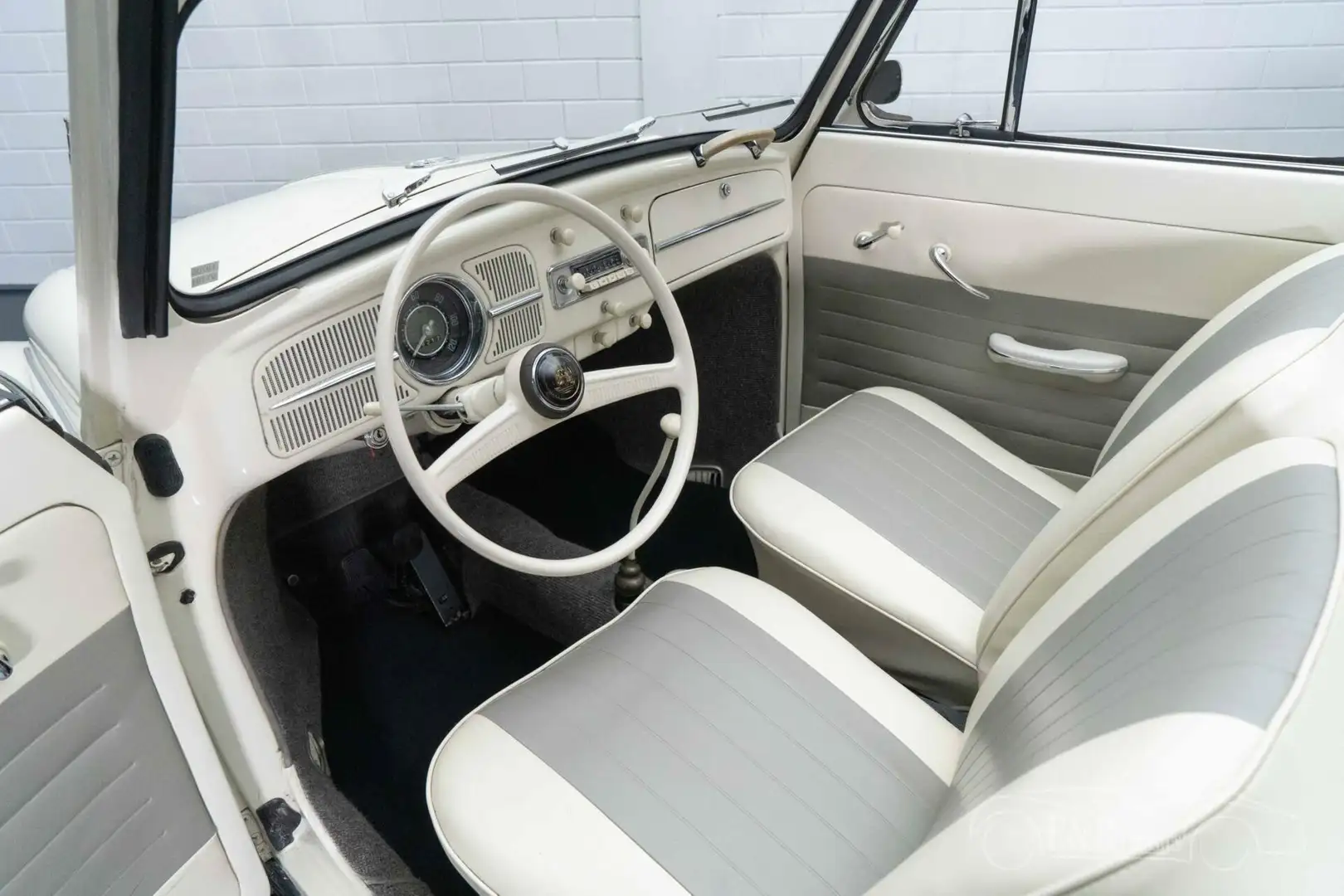 Volkswagen Kever Cabriolet White - 2