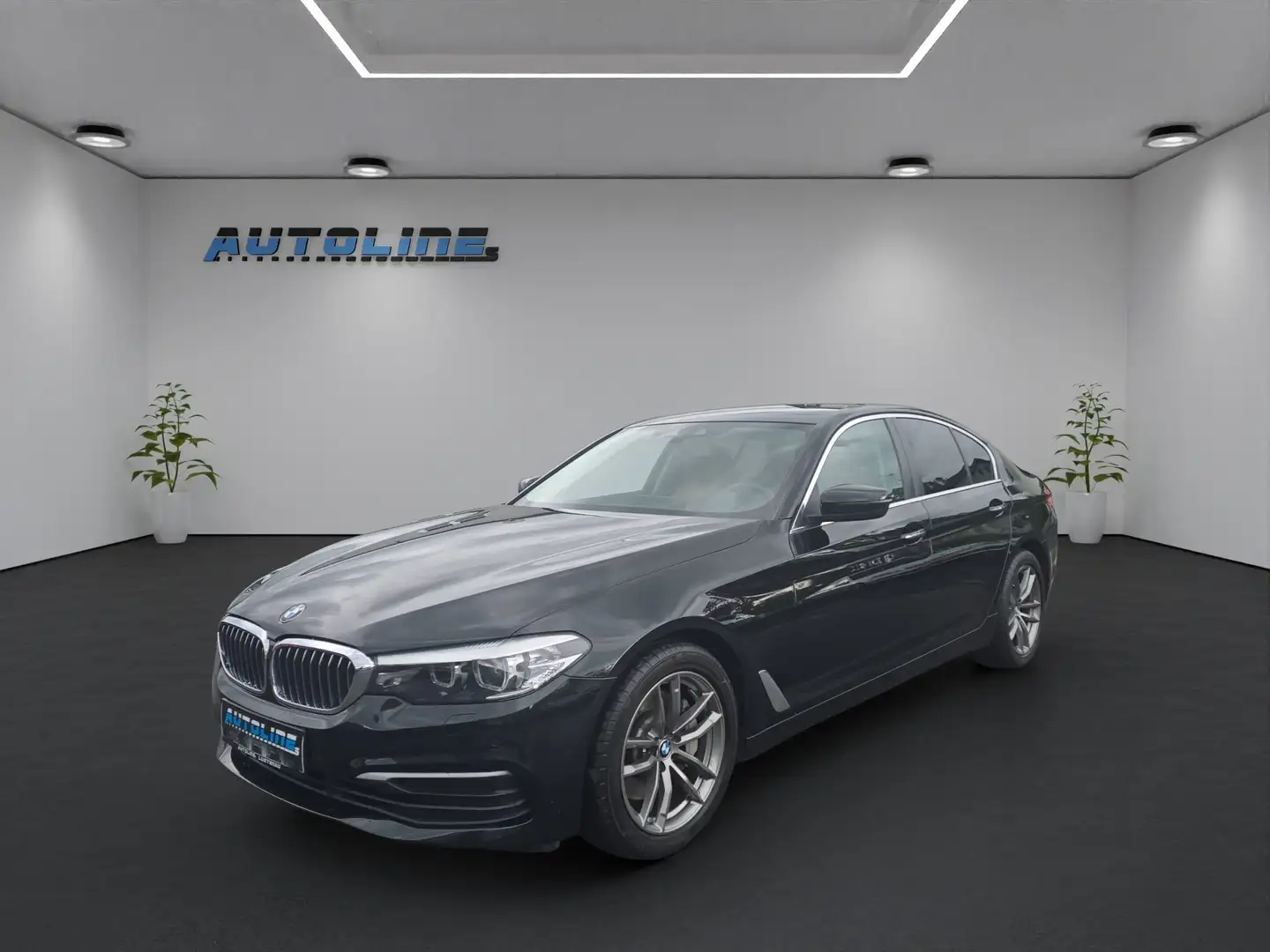 BMW 530 d *LED* *NAVI* *KAM* *LEDER* *HEAD-UP* *SITZH* Schwarz - 1