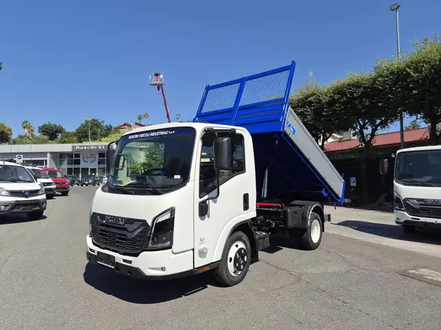 Isuzu Ribaltabile Trilaterale