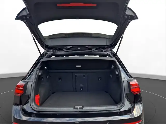 Volkswagen Golf view 13