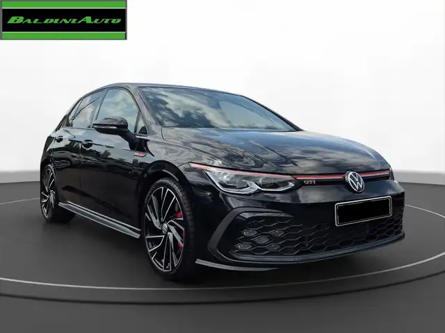 Volkswagen Golf view 3