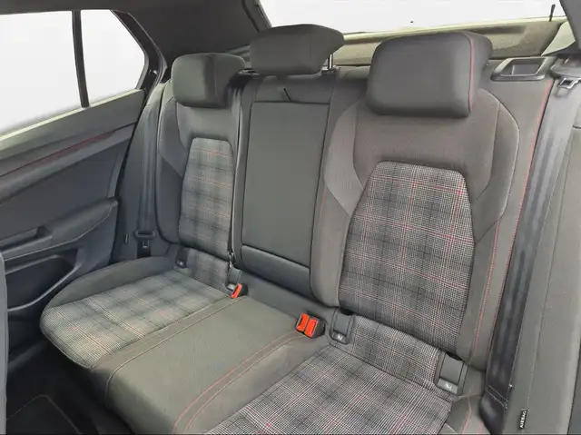 Volkswagen Golf view 9