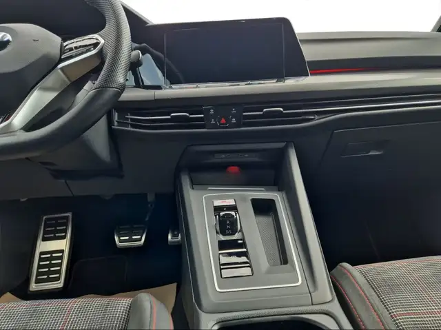 Volkswagen Golf view 11