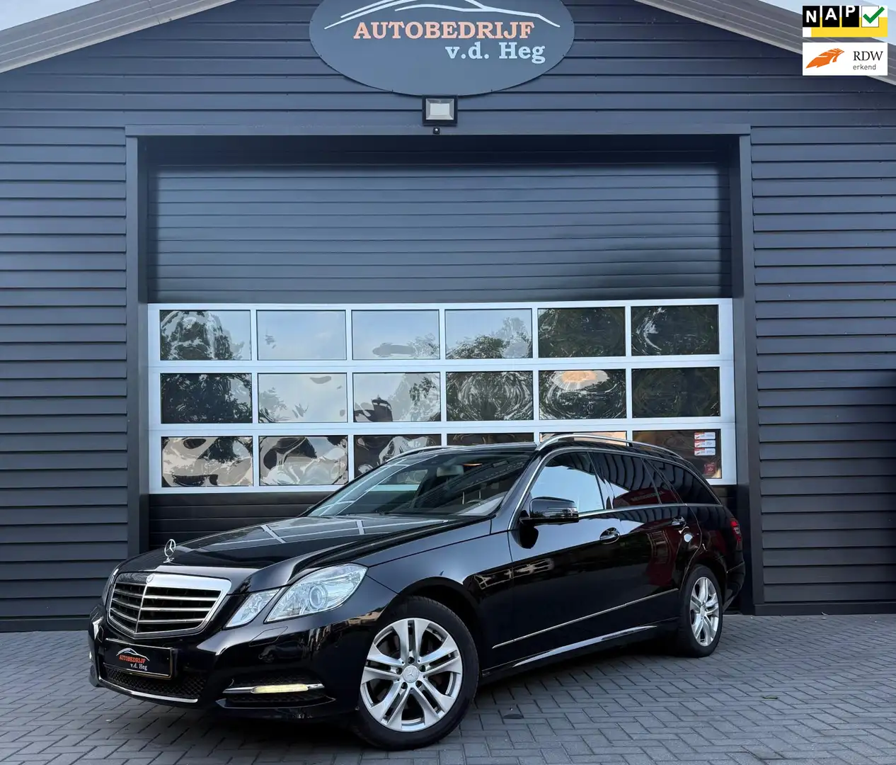 Mercedes-Benz E 350 Estate CGI Avantgarde 4-Matic evt 7 zitter Zwart - 1