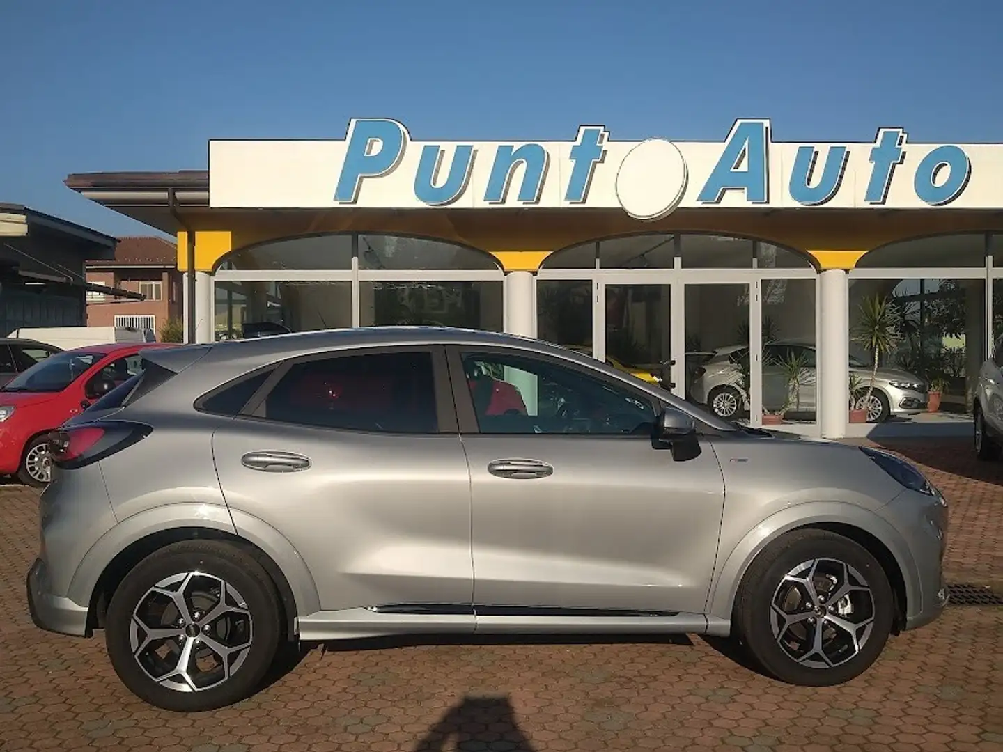Ford Puma 1.0 EcoBoost Hybrid 125 CV S&S aut. ST-Line Gris - 1